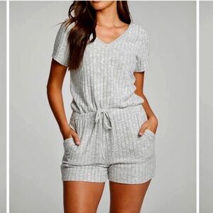 NWT Chaser Poor Boy Double V Grey Short Sleeve Romper Size Small